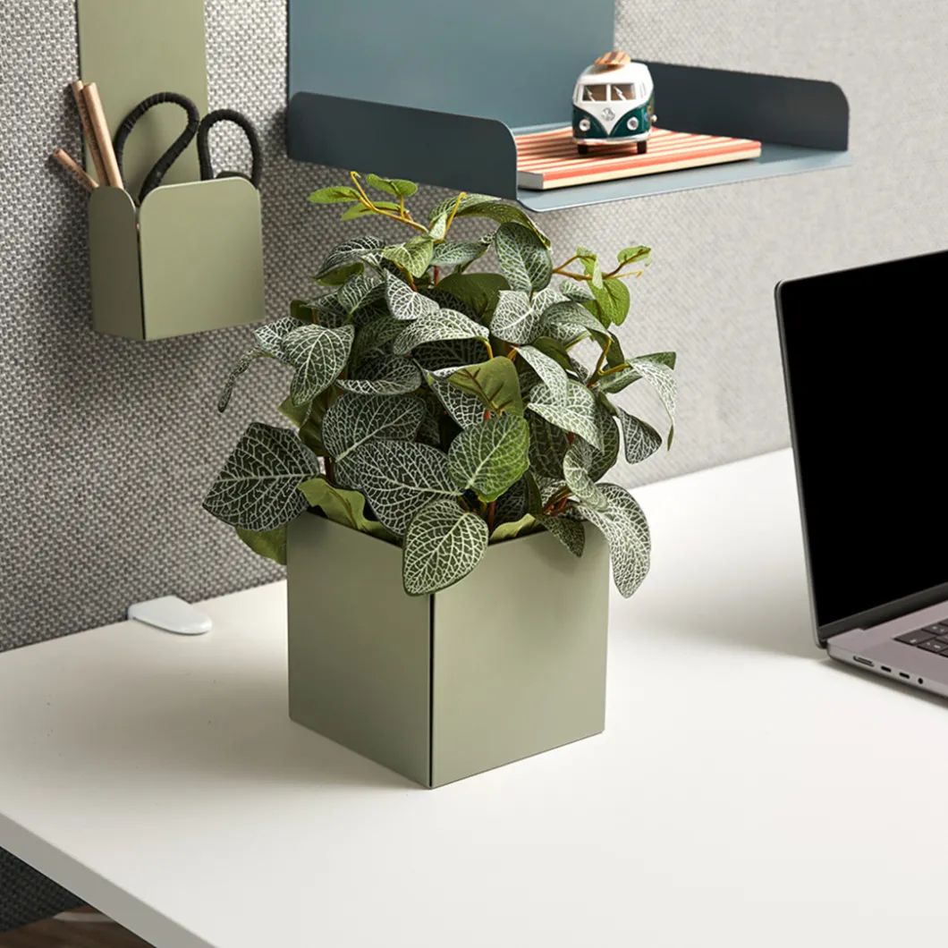 Interieur-details^DPJ Workspace Blumentopf +