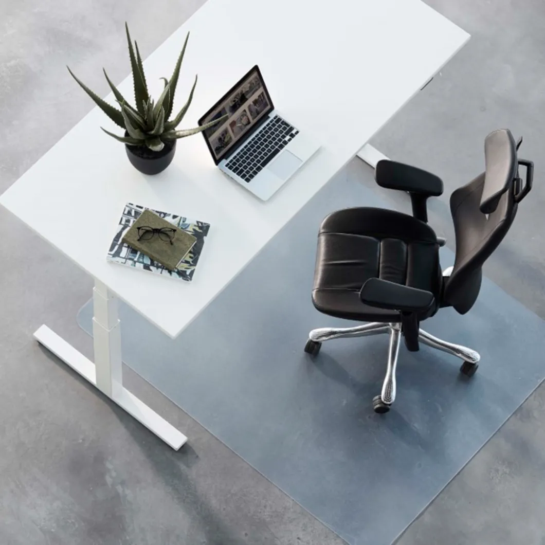 Bodenschutz^DPJ Workspace Bodenschutz für weiche Böden - Transparent, mit Noppen