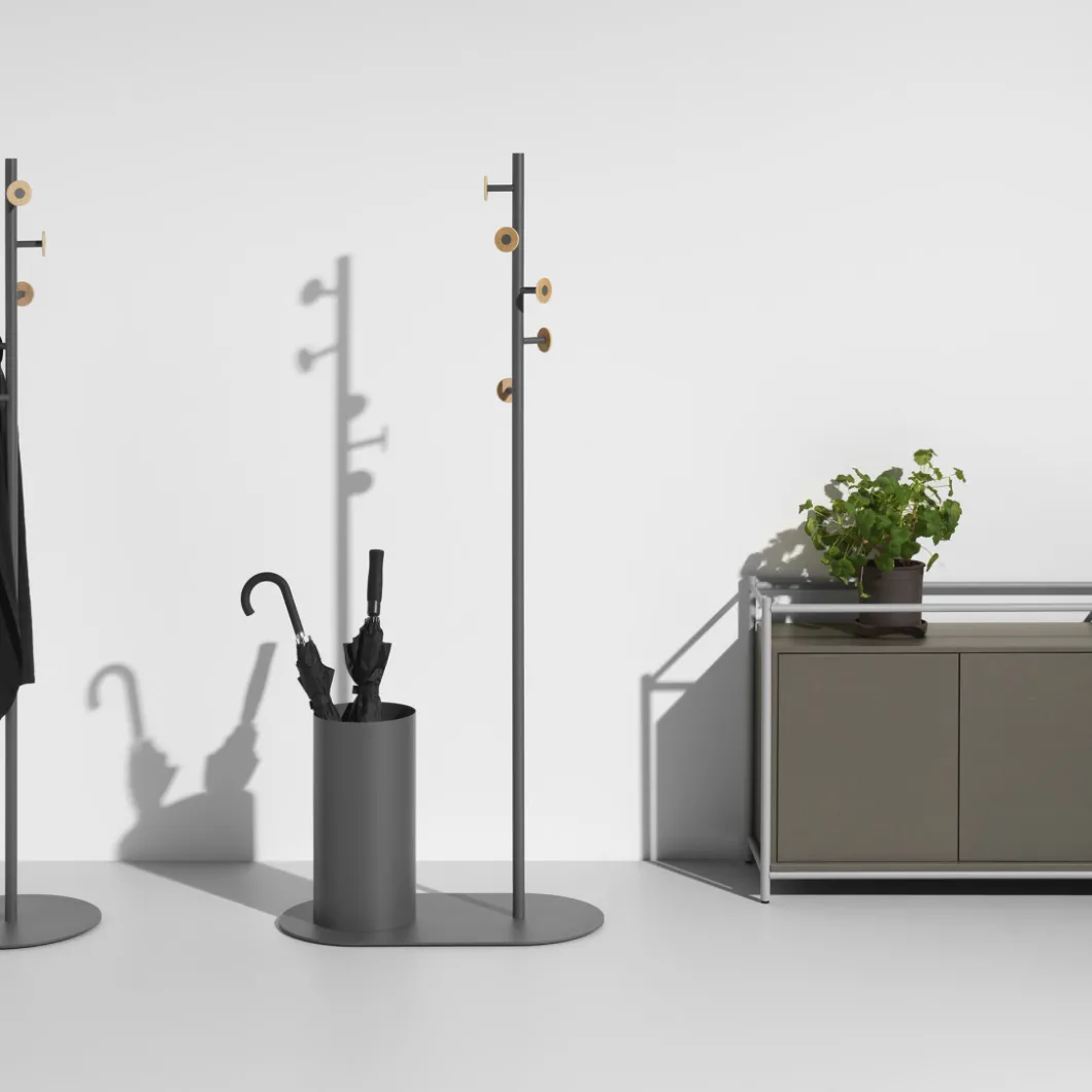 Flurmöbel^DPJ Workspace Kleiderständer Bloom